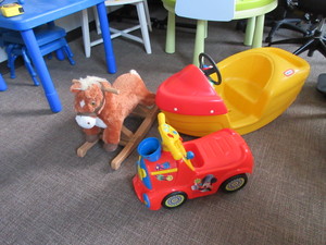 lot 827 image: LITTLE TIKES TOYS AND MORE