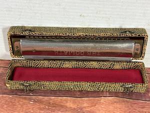 lot 5 image: M. Hohner No. 453 Goliath Harmonica