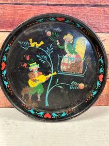lot 20 image: Scandinavian Folk Art Metal Tray 13 Inch Diameter