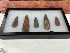 lot 30 image: Lot of Arrowheads in Glass Case 8x14