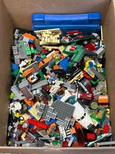 lot 35 image: 12 Pounds of Misc. Legos