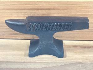 lot 38 image: Winchester Metal Anvil 5  Inches Wide