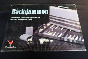 lot 14 image: VINTAGE BACKGAMMON SET ORIGINAL BOX