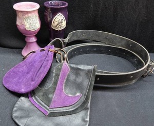 lot 120 image: RENISSANCE POTTERY MUGS AND LEATHER GOODIES