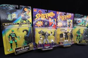 lot 79 image: SPIDERMAN MEETS THE RIDDLER