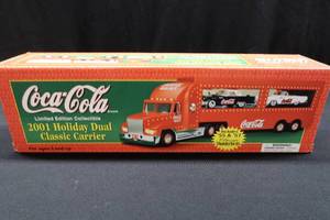 lot 84 image: COCA COLA 2001 HOLIDAY DUAL CLASSIC CARRIER