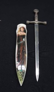 lot 141 image: VINTAGE LETTER OPENER WITH SHEATH