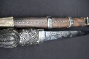 lot 148 image: BEAUTIFUL DEMASCUS BLADE AND SHEATH