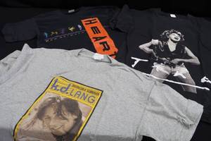lot 152 image: VINTAGE CONCERT TEE SHIRTS