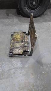 Folding Camo Stadium Seat