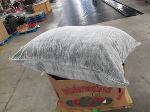 lot 184 image: Lounge & Co Crash Foam Pillow - Light Gray