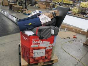 lot 196 image: Pallet of Store Overstock Store and Ecommerce Product and Returns