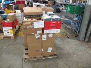 lot 199 image: Pallet of Store Overstock Store and Ecommerce Product and Returns
