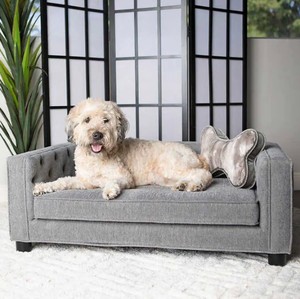 lot 249 image: La-Z-Boy Franklin Dog Sofa with Pillow