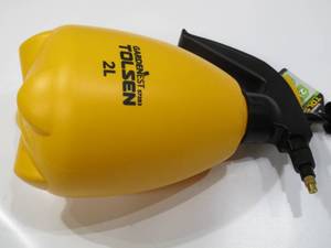 lot 327 image: NEW Tolsen 2L Plastic Pressure Home and Garden Sprayer 57283