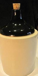 1-gallon glazed top Stoneware shoul...
