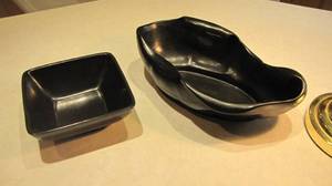 Set of 2 Red WIng Stoneware serving...