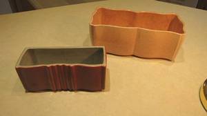 Specked Pink Red WIng Stoneware flo...