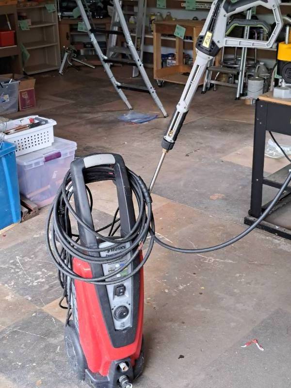 Husky 2000 psi store pressure washer