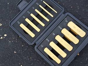 lot 121 image: Precision Set Up Bars Master Set 11-piece with Case