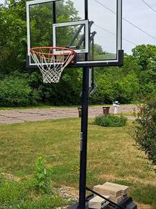 lot 15 image: Elite Series Basketball Standard
