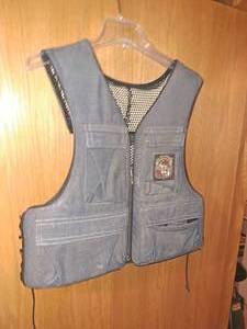 lot 265 image: Stearns Life Jacket