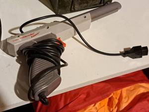 lot 280 image: Nintendo Zapper Game Controller
