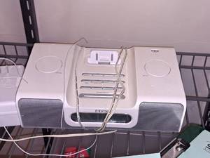 lot 310 image: Ihome iPod Player