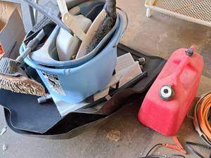 lot 179 image: Lot of  Automotive Supplies - Scrapers, Floor Mats, Wash Tub, Gas Can, Dust Pans