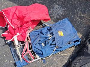 lot 200 image: Backpack and Camping Blanket