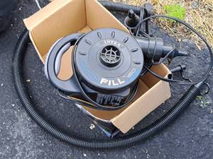 lot 204 image: Intex Quick Fill Household Electric Air Pump