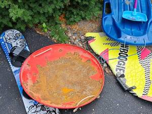 lot 211 image: Assorted Kids Snow Sleds and Snowboard
