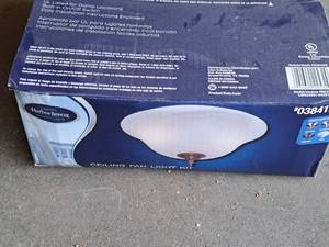 lot 222 image: Harbor Breeze Ceiling Fan Light Kit