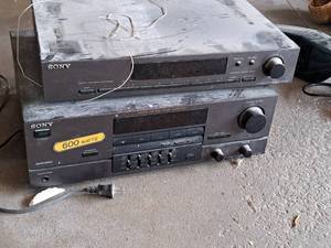 lot 228 image: Lot of (2) Sony Electronics - FM StereoFM-AM Tuner ST-JX431, Integrated Stereo Amplifier TA-AV431