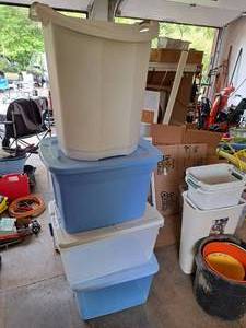 lot 242 image: (3) Storage Totes and (1) Laundry Hamper