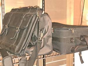 lot 319 image: Lot of (3) Travel Bags