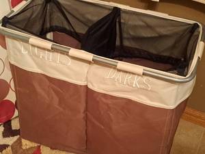 lot 333 image: Laundry Hamper