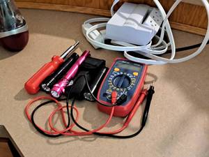 lot 354 image: Lot of (6) Hand Tools - Electronic Tester, Flashlights, Screwdriver, Side Socket Extension Cord