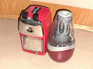 lot 355 image: Lot of (2) Pencil Sharpeners