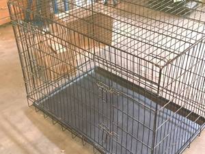 lot 26 image: Wire Dog Kennel