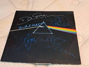 lot 419 image: Pink Floyd Dark Side of the Moon Autographed Album