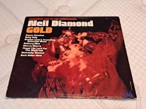 lot 420 image: Neil Diamond Gold Autographed Album