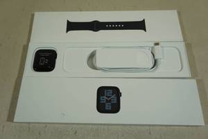 lot 18 image: Apple Watch SE 44mm Smart Watch with GPS