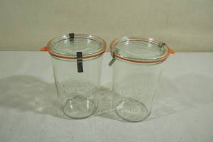 lot 49 image: 2 Weck Mold Jars 850ml