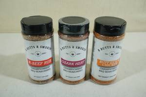 lot 51 image: R Butts R Smokin BBQ Seasoning Set