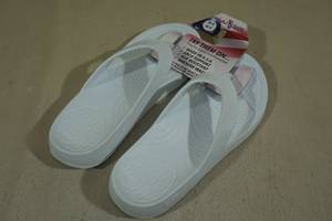 lot 106 image: Nuusol Unisex Cascade Flip Flops -Womens 9, Mens 8