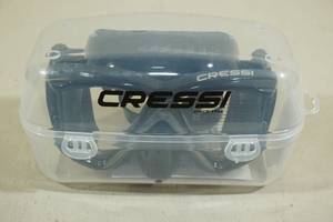 lot 114 image: Cressi Pano 4 Window Adult Scuba Diving and Snorkeling Mask