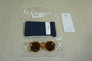 lot 127 image: Le Specs Womens Polarized Sun Glasses