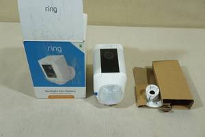 lot 142 image: Ring Spotlight Wireless Outdoor Camera