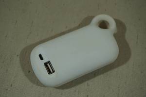 lot 176 image: White Carabiner Phone Charger